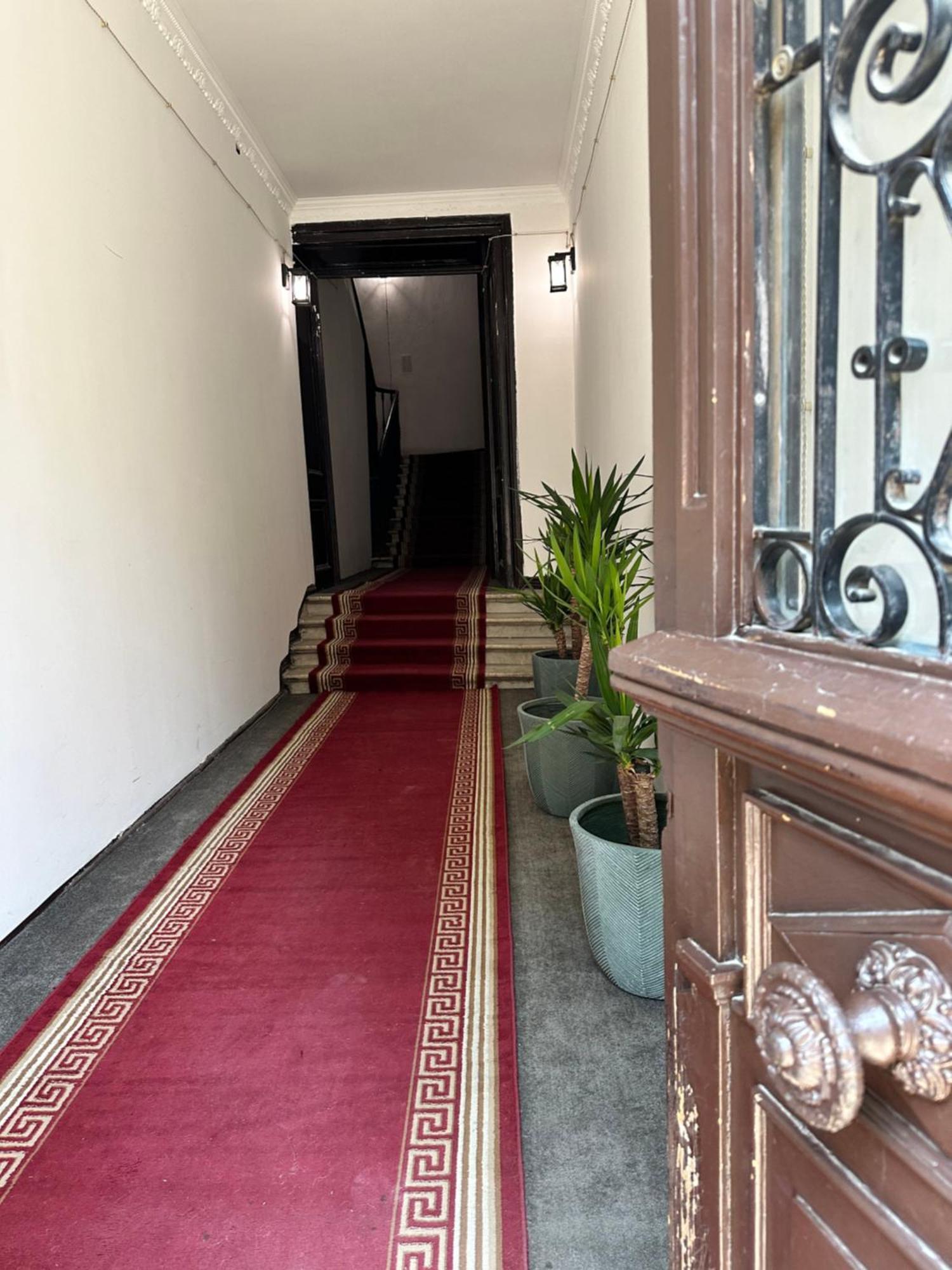 Apartment On Tabidze Tbilisi Exteriör bild