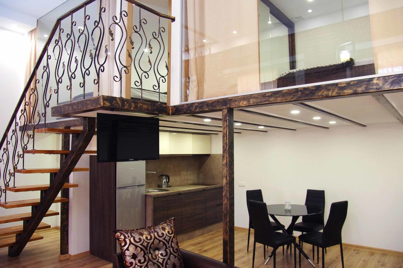 Apartment On Tabidze Tbilisi Exteriör bild